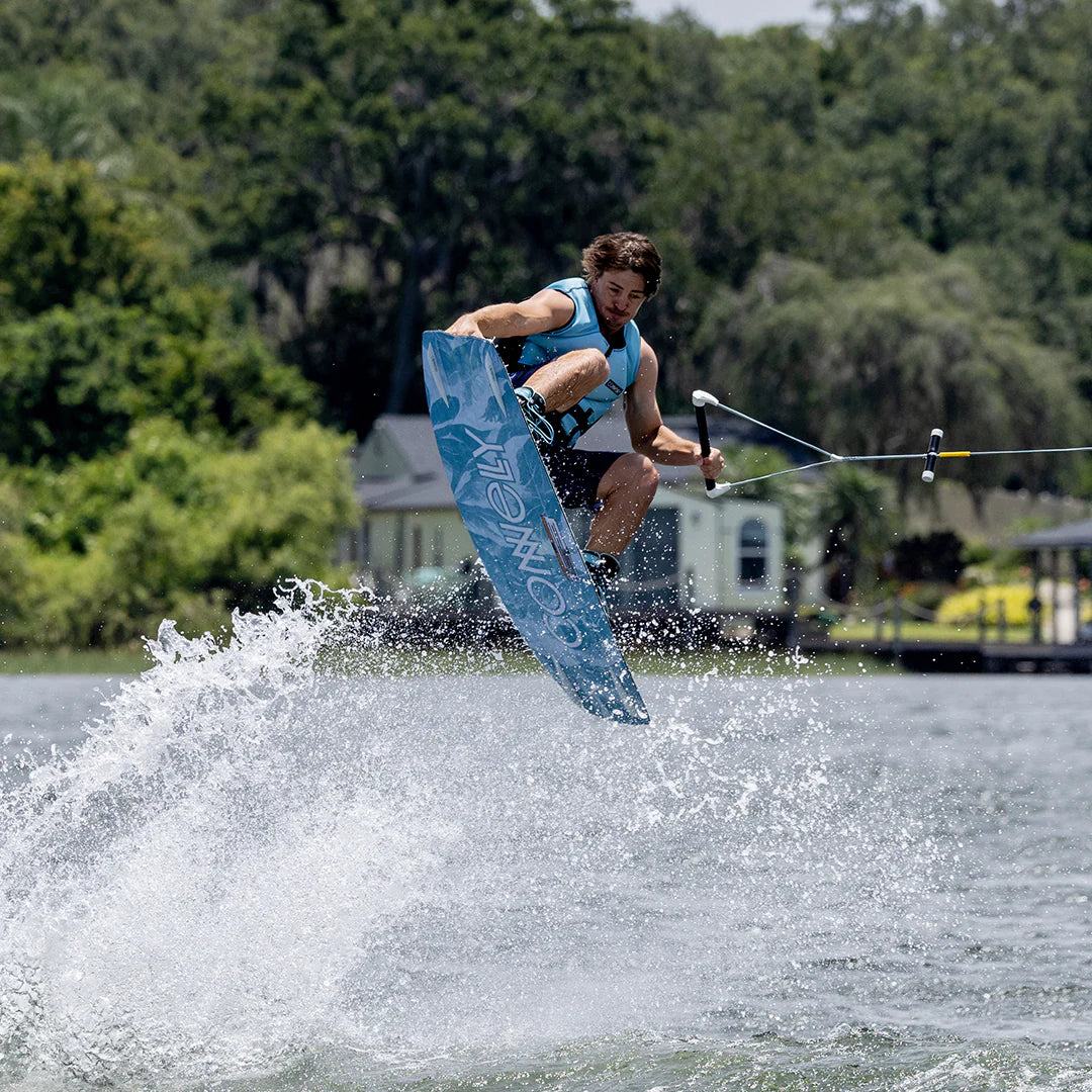 Connelly Steel Wakeboard w/ Draft Boots Package